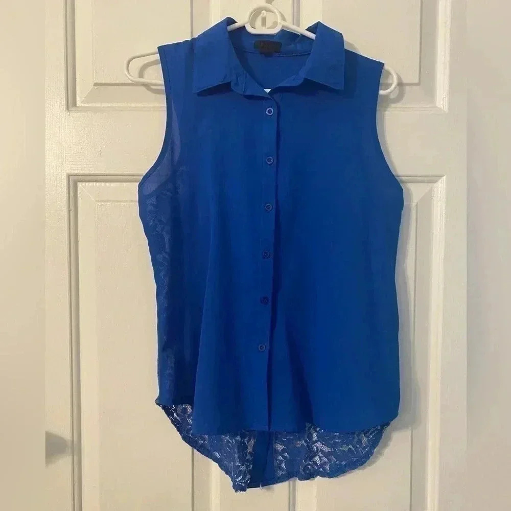 Blue Sleeveless Button Down Top with Lace Panel Back Size M